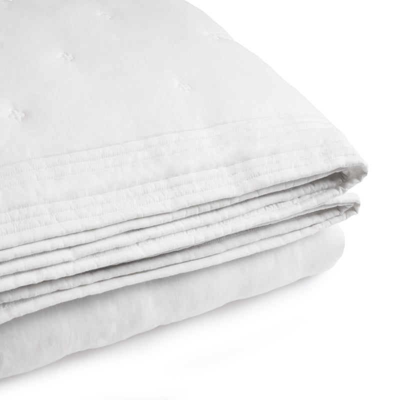 Michael Aram Tufted Quilt Queen Coverlet - Cloud