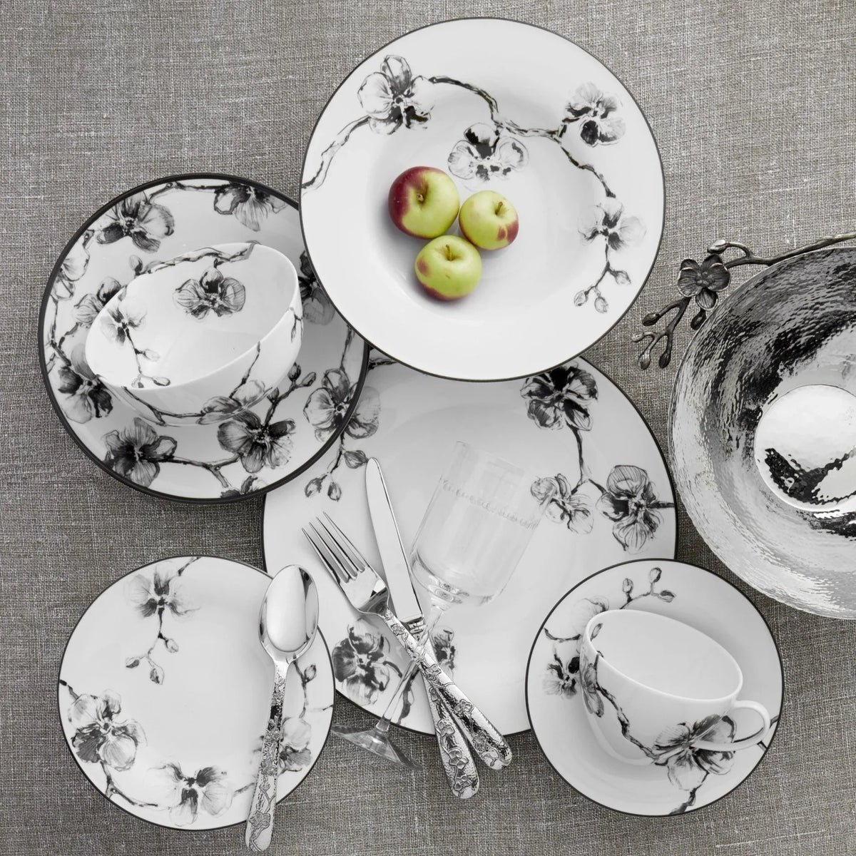 Michael Aram Black Orchid Dinnerware
